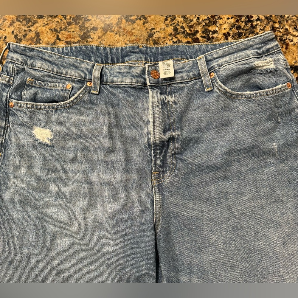 H&M Mom Jeans
